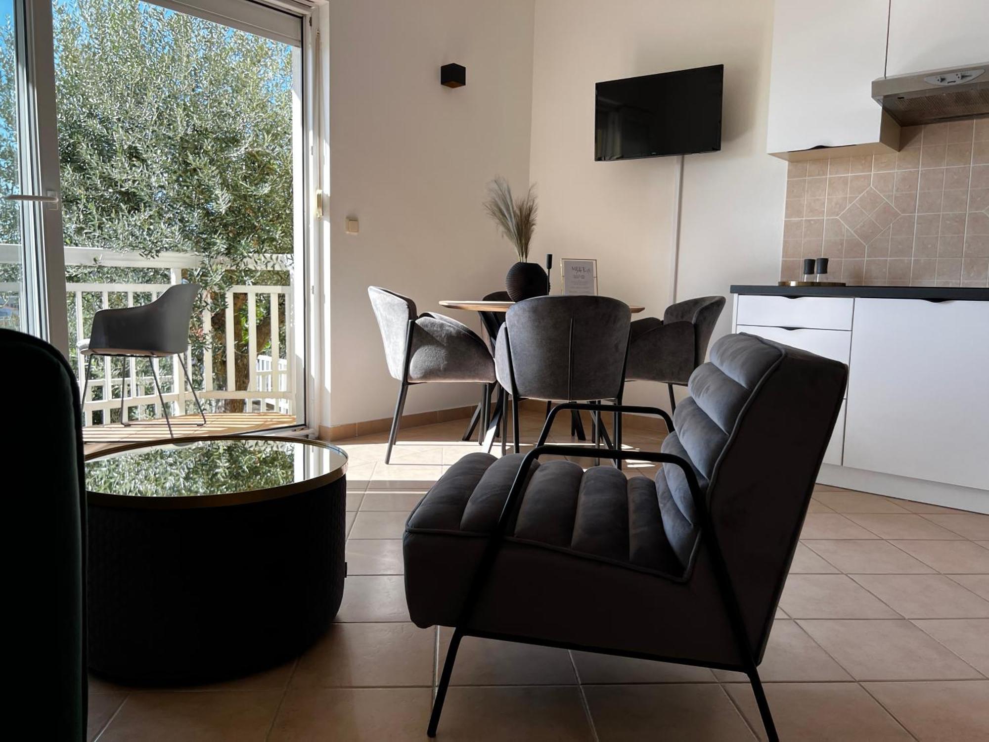 Kavajin Rooms Duće Oda fotoğraf